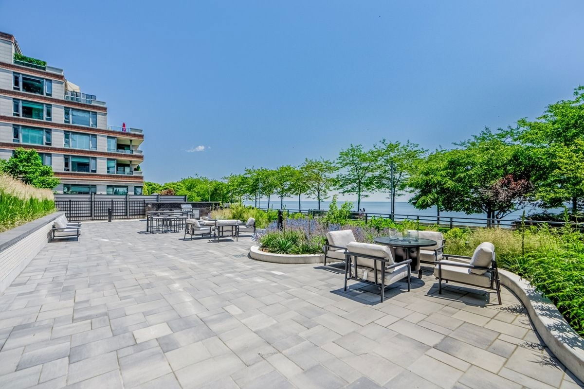 Rooftop Deck — 55 Port Street East, Mississauga, Toronto