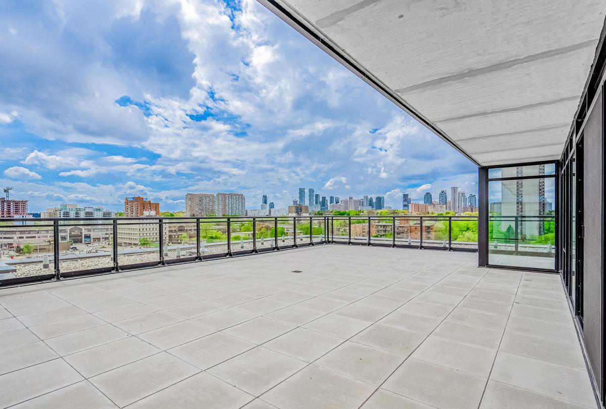 Rooftop Deck — Artform Condos, Mississauga, Toronto