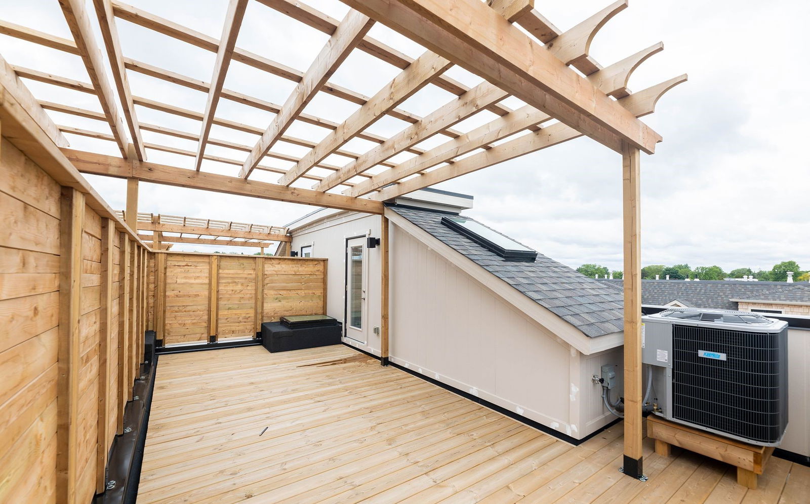 Rooftop Deck — 130 Joymar Drive, Mississauga, Toronto