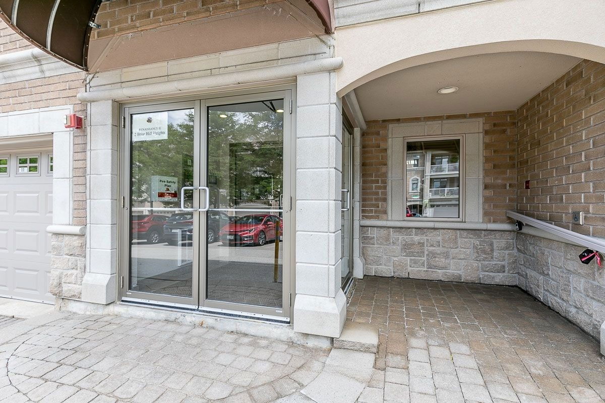 Entrance — 2 Briar Hill Heights, New Tecumseth, Toronto