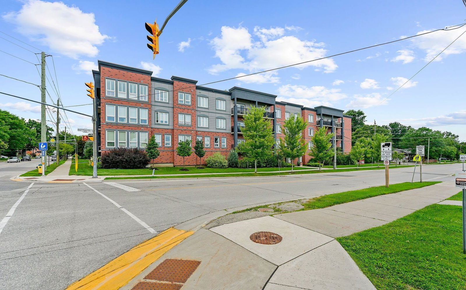 Patterson Park Condos, New Tecumseth, Toronto