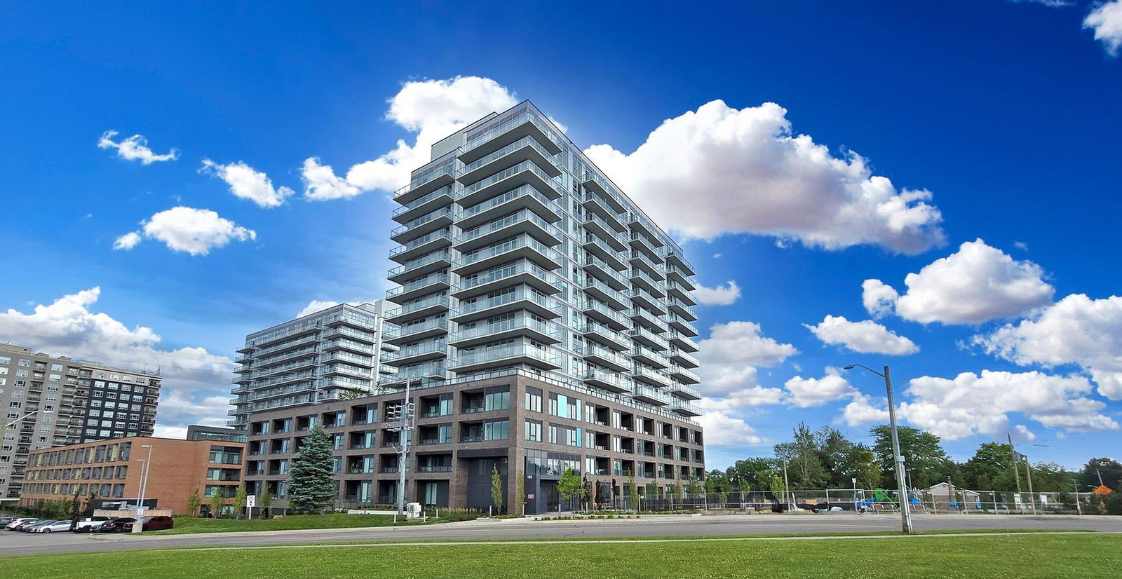 The Davis Condos II, Newmarket, Toronto