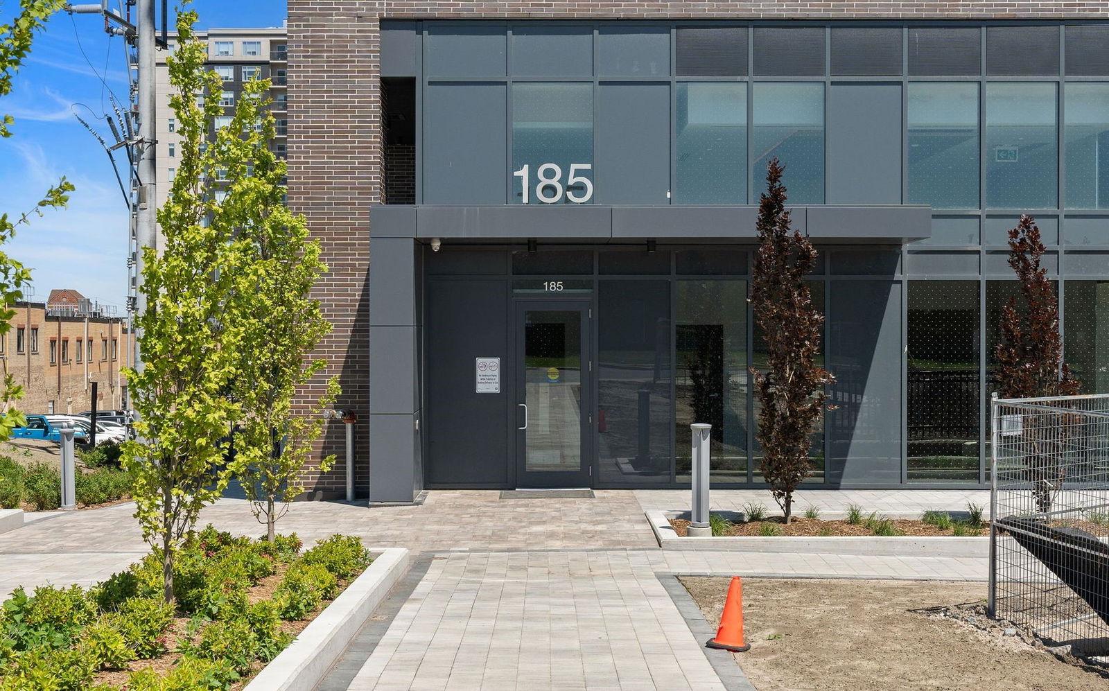 Entrance — The Davis Condos II, Newmarket, Toronto