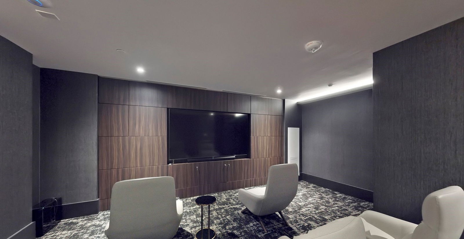 Room — The Davis Condos II, Newmarket, Toronto