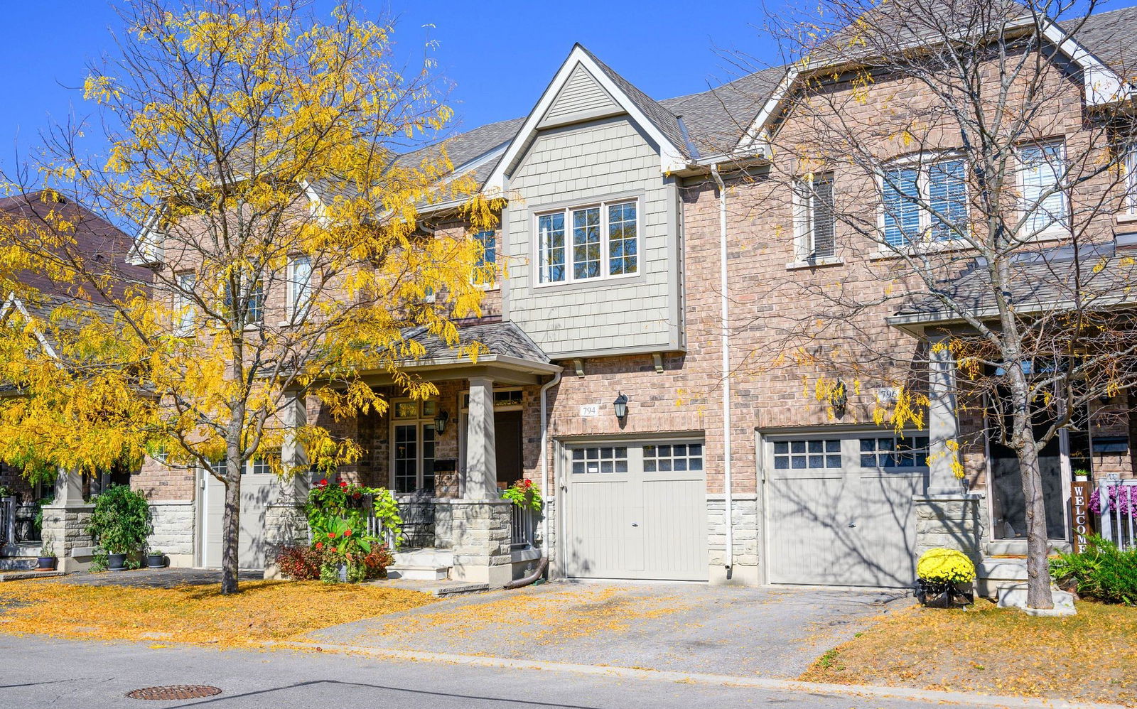 794 Harry Syratt Avenue, Newmarket, Toronto