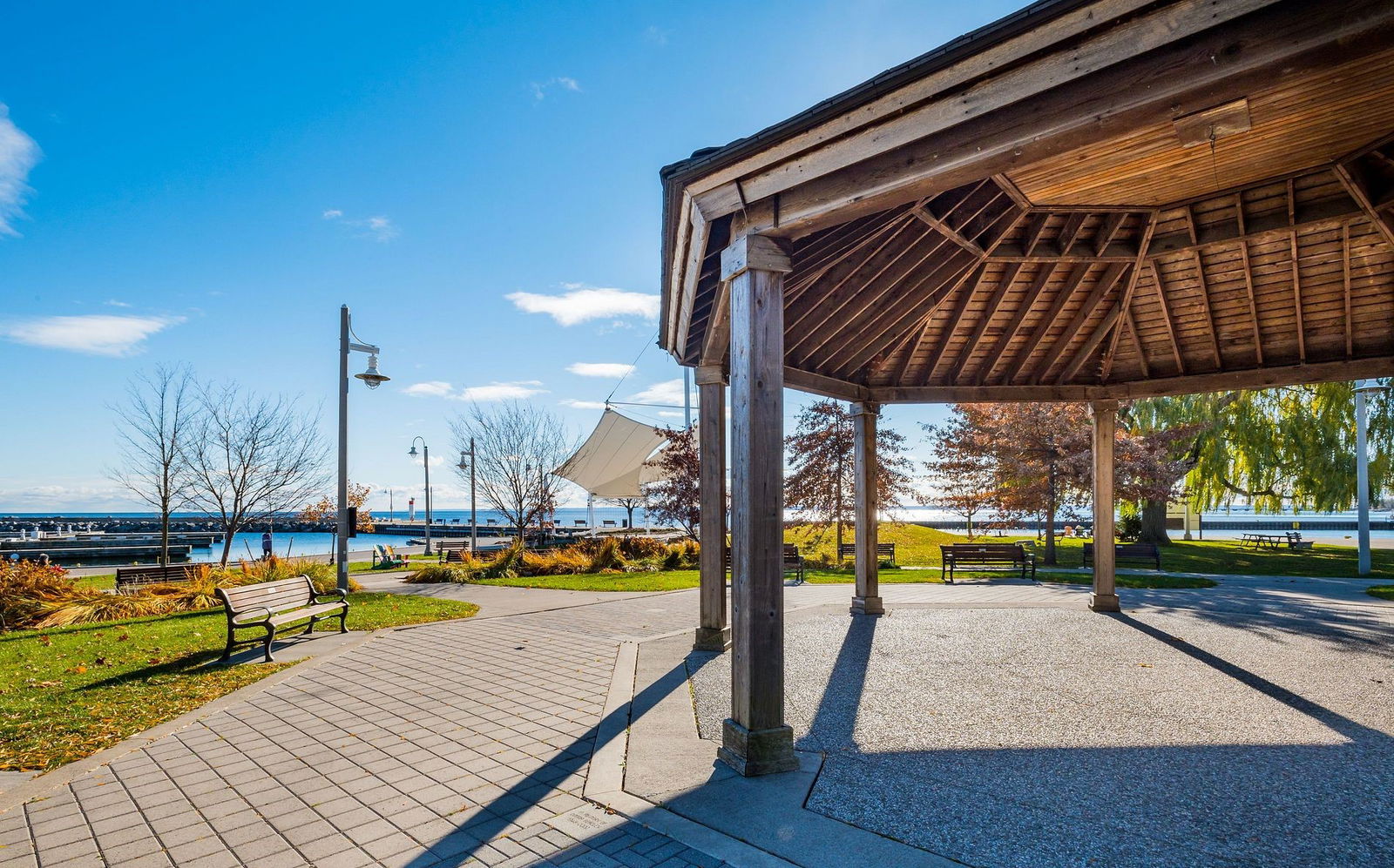 Patio — The Village at Bronte Harbour, Oakville, Toronto