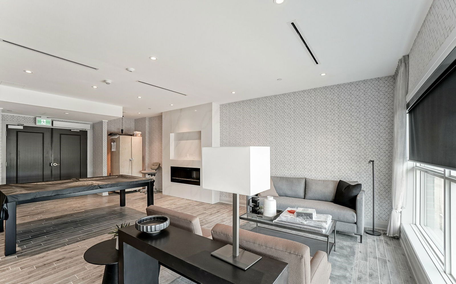 Lounge — Bower Condos, Oakville, Toronto