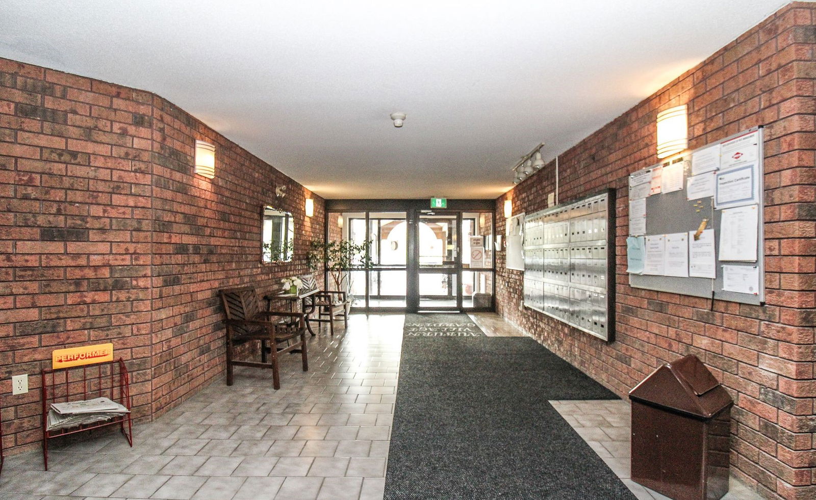 Lobby — Auburn Village Gardens, Peterborough, Toronto