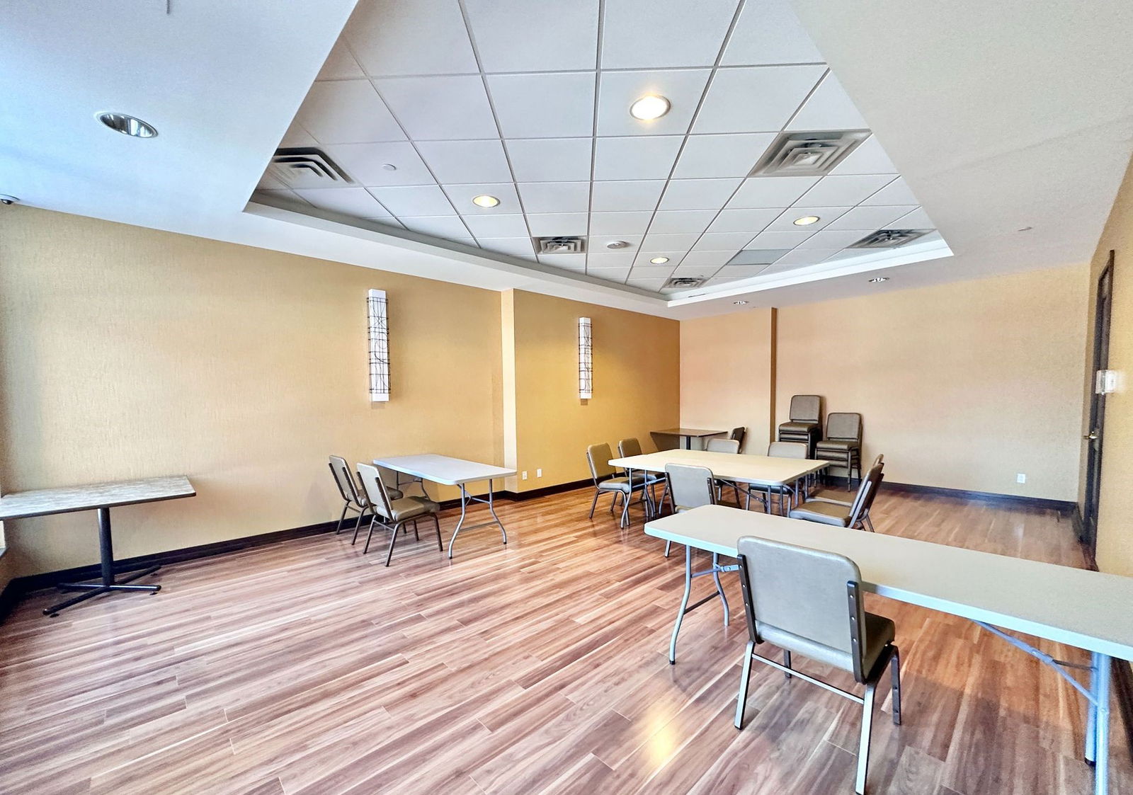 Party Room — Mon Sheong Care Complex, Richmond Hill, Toronto