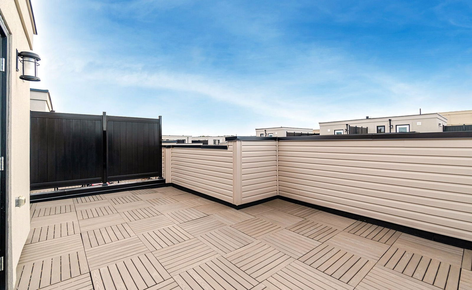 Rooftop Deck — 12860-12868 Yonge Street, Richmond Hill, Toronto