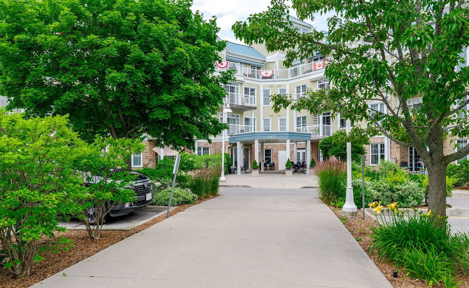 Harbour Walk, Cobourg, Toronto