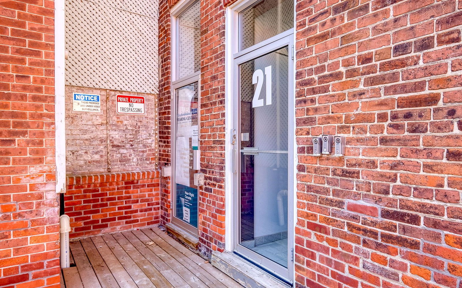 Entrance — 19-21 King Street, Cobourg, Toronto