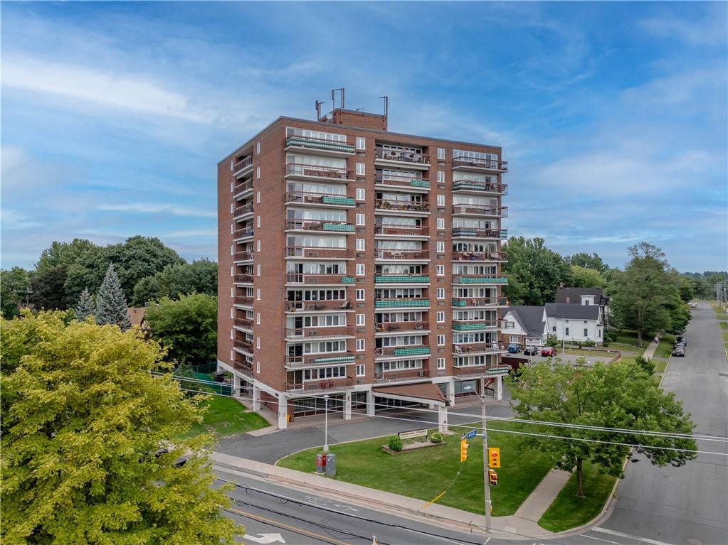 Panoramic Towers, Cornwall, Toronto