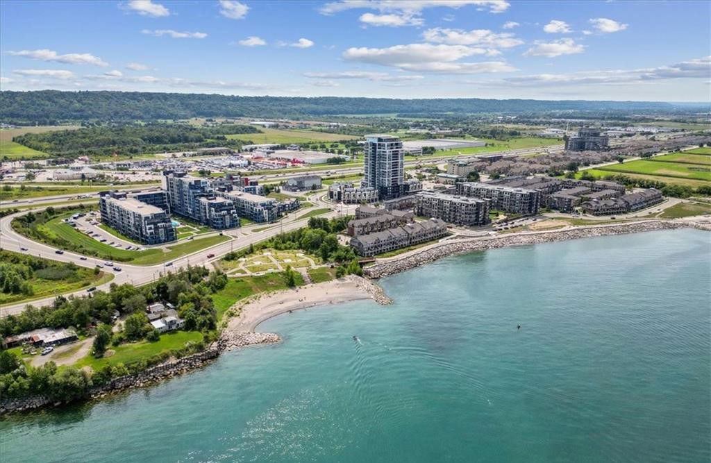 Skyline — AquaBlu Condos, Grimsby, Toronto