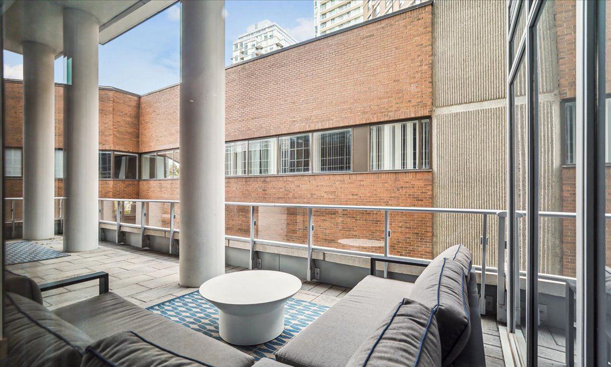 Rooftop Deck — Neon Condos, Midtown, Toronto