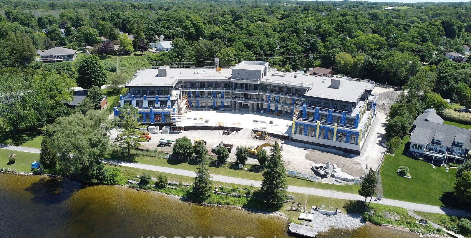 The Moorings on Cameron Lake, Kawartha Lakes, Toronto