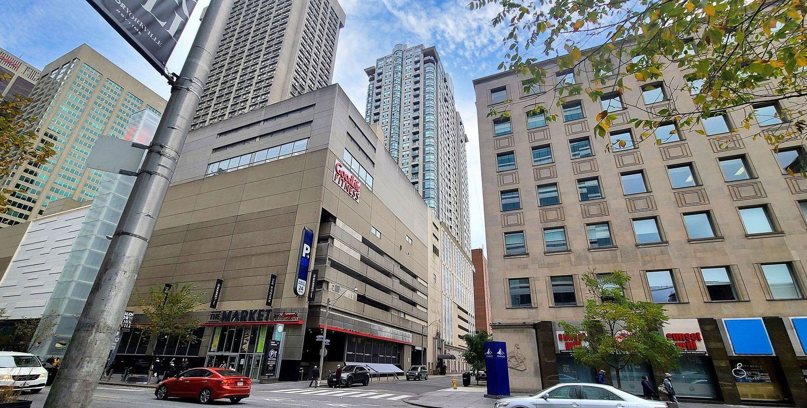 Exterior Side — The Residences of 8 Park Road Yorkville, Downtown, Toronto