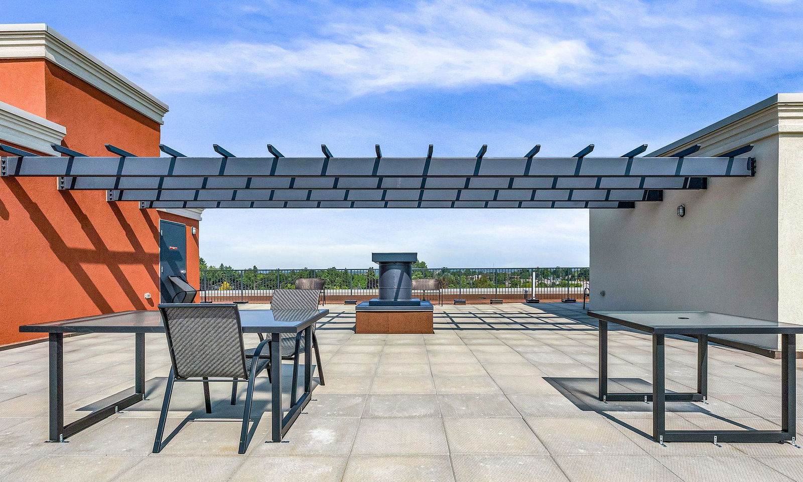 Rooftop Deck — 310 Broadway Avenue, Orangeville, Toronto