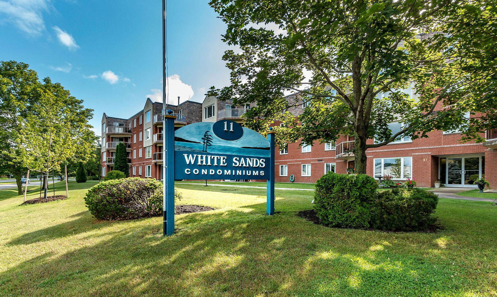 White Sands Condos, Penetanguishene, Toronto