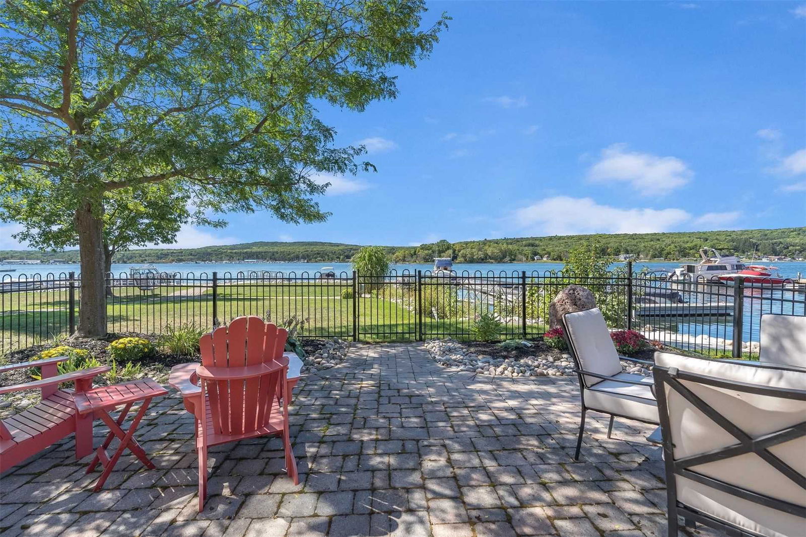 Patio — Bayside Estates, Penetanguishene, Toronto