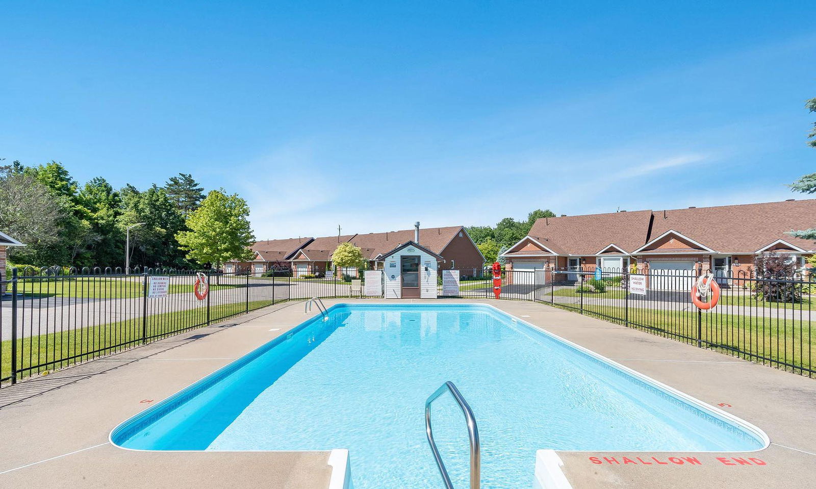 Pool — Burke Street Condos, Penetanguishene, Toronto