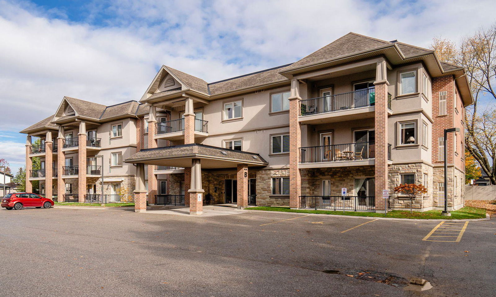 Exterior Side — Maple Crest, Springwater, Toronto