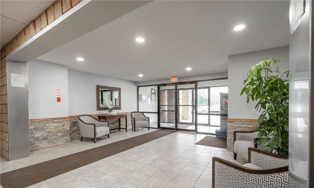 Lobby — Dukeshire, Strathroy-Caradoc, Toronto