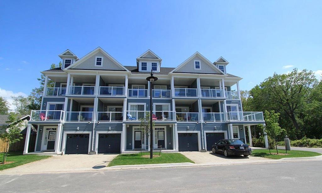 15 30th Street, Wasaga Beach, Toronto