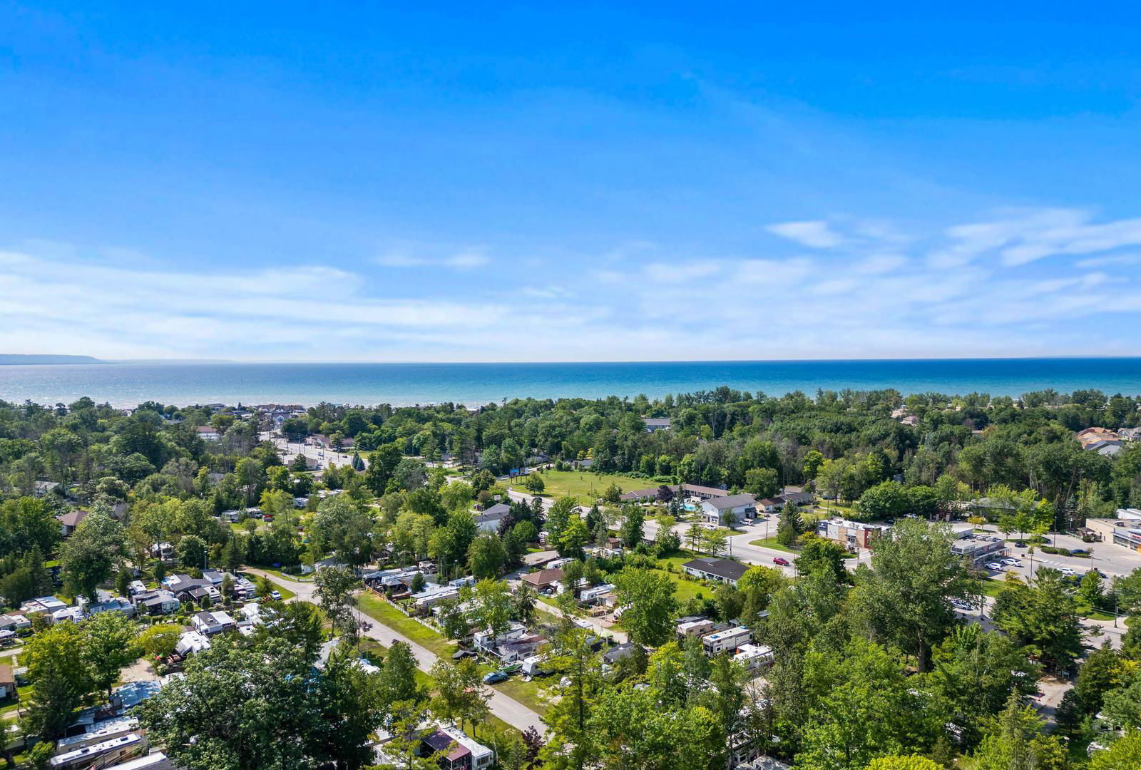 16 Westbury Road, Wasaga Beach, Toronto