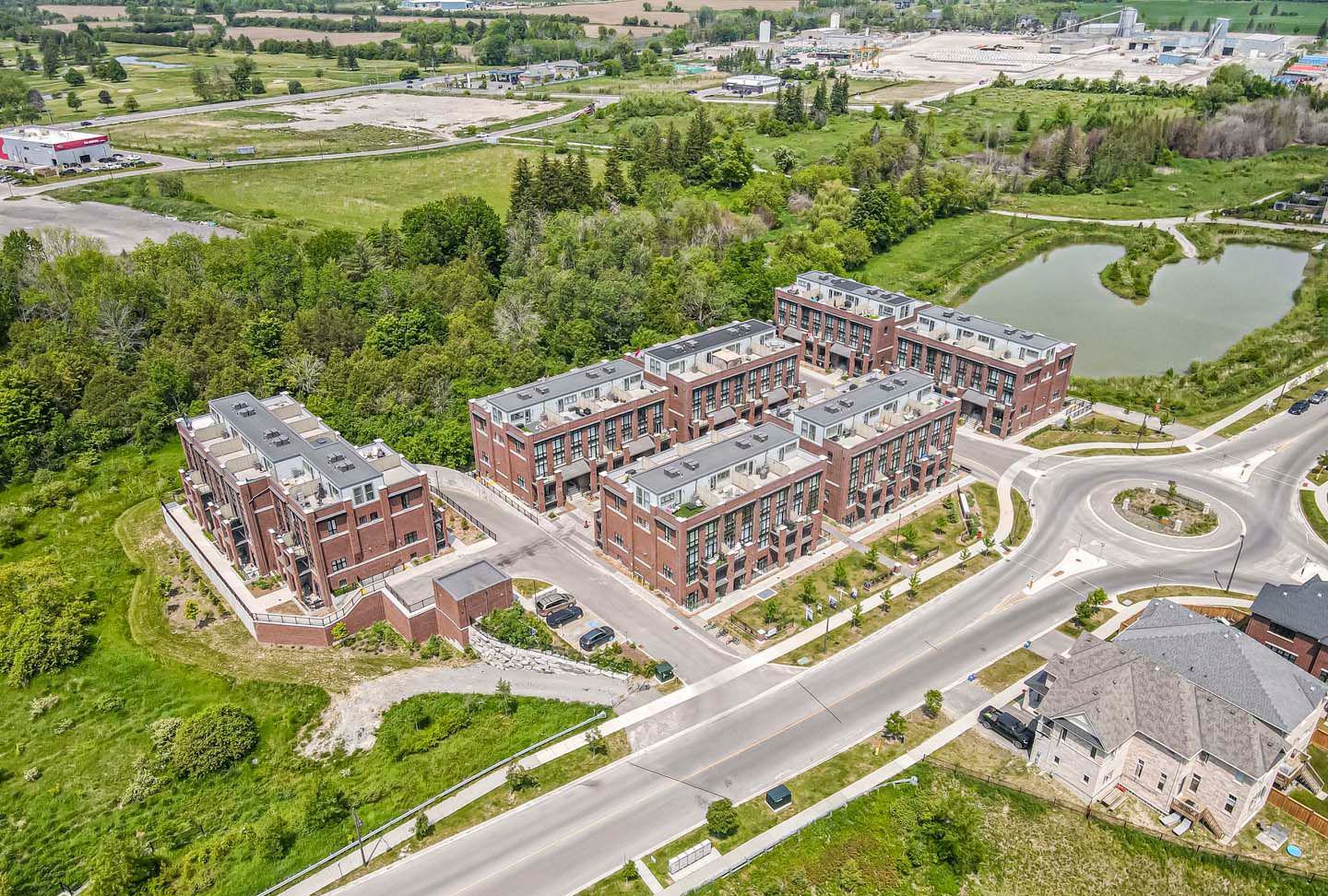 Vista Flats and Towns, Whitchurch-Stouffville, Toronto