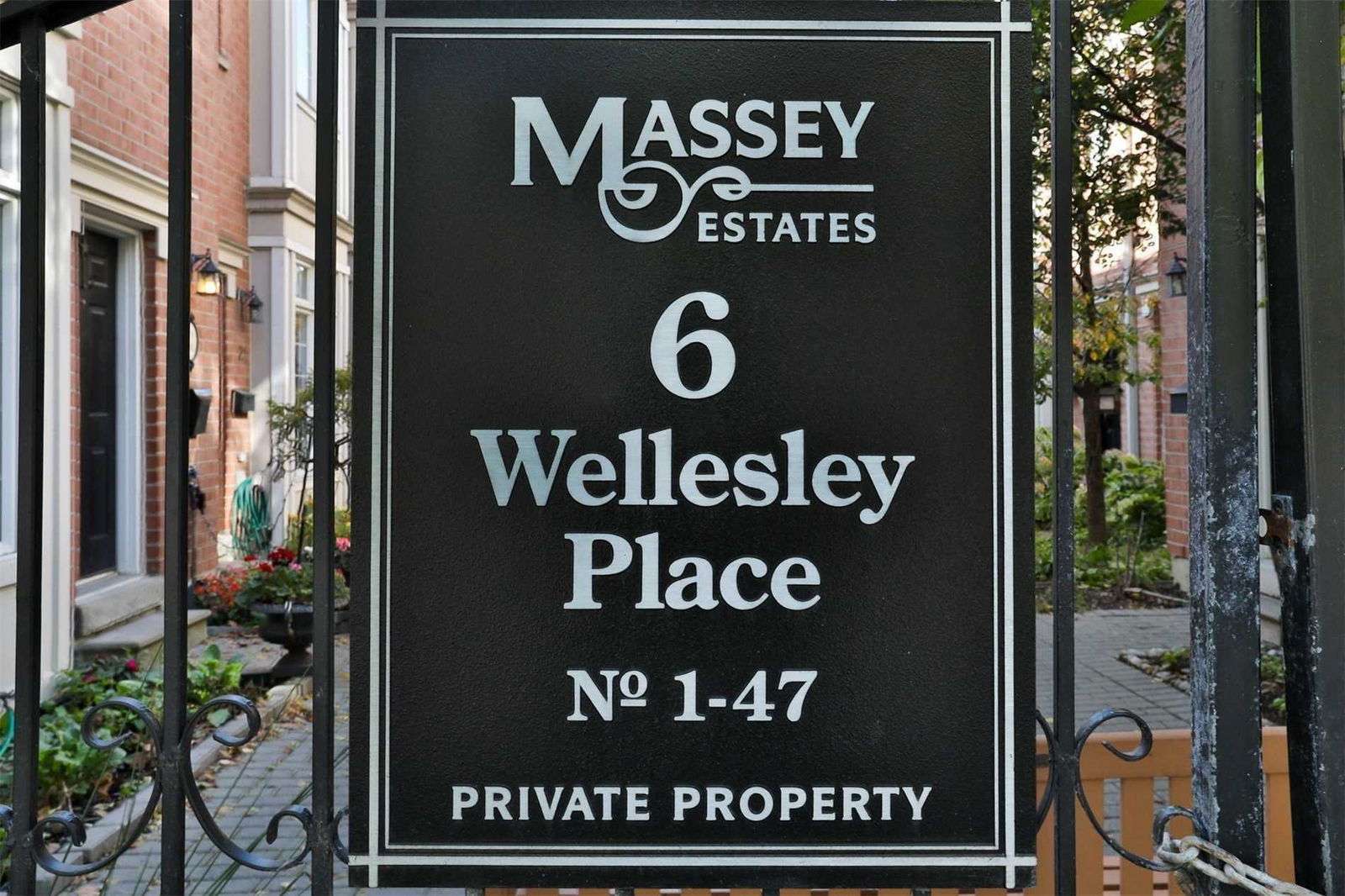 Wellesley Estates, Downtown, Toronto