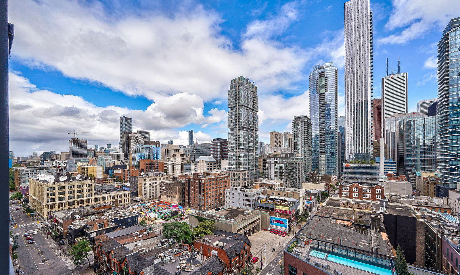 Skyline — The Pinnacle on Adelaide, Downtown, Toronto