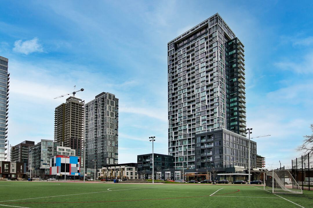 EVOLV Apartments, Downtown, Toronto