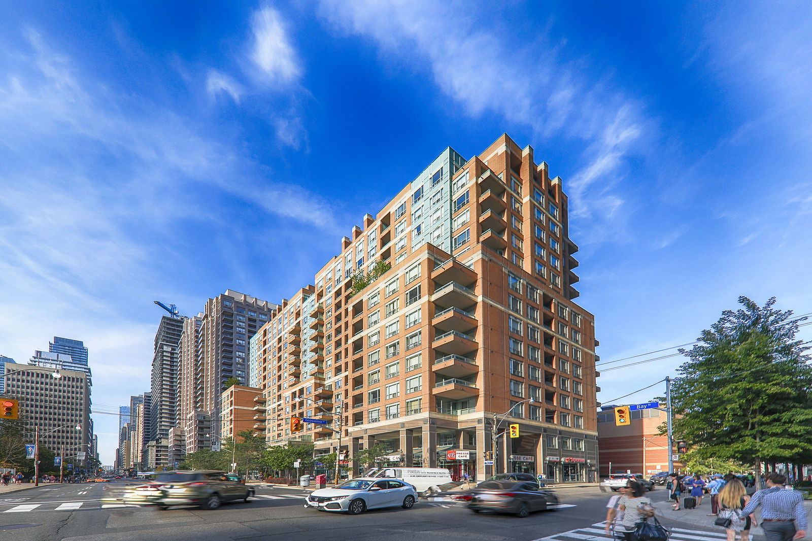 Exterior — Opera Place I Condos, Downtown, Toronto