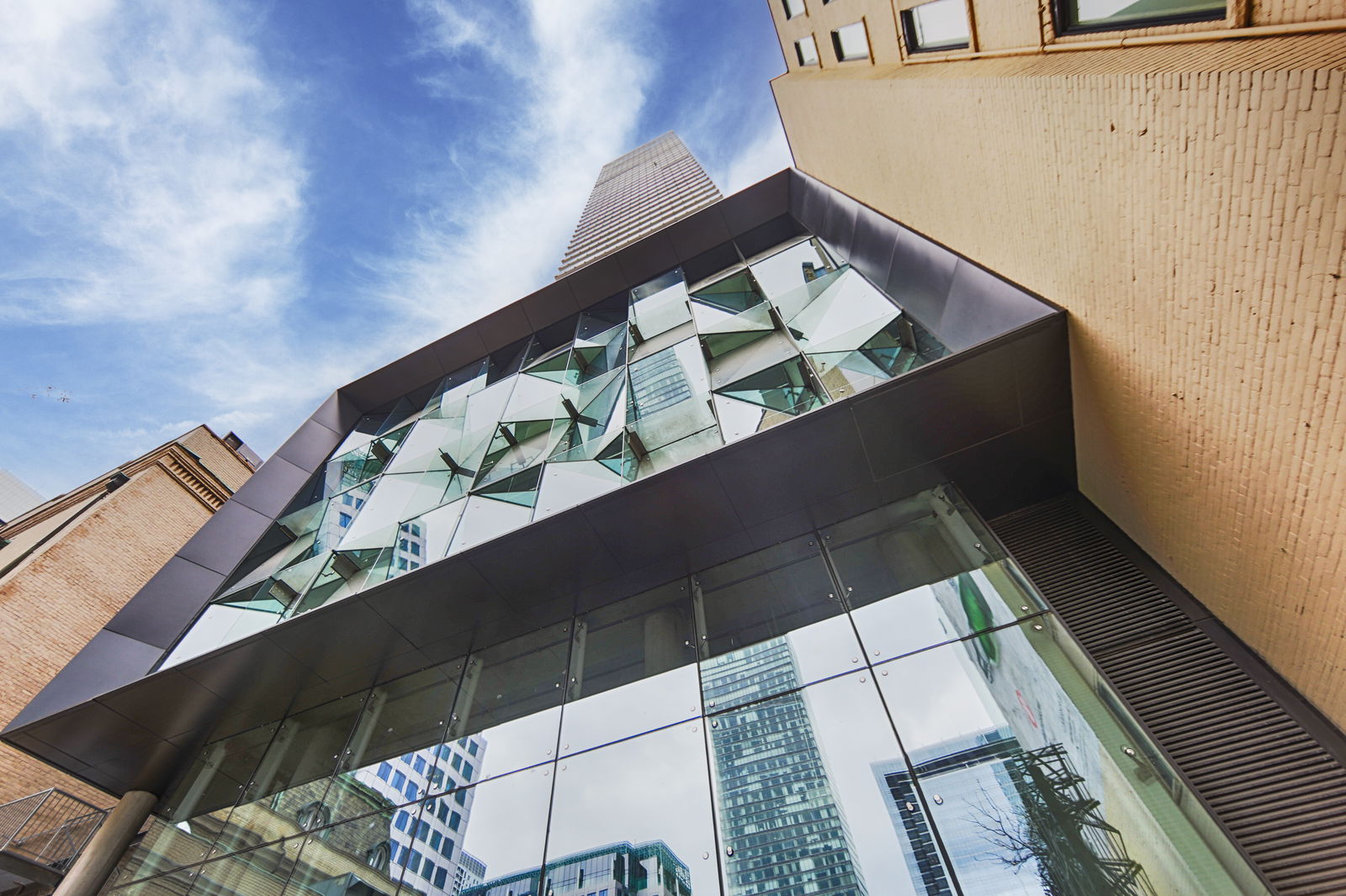 Exterior Sky — Theatre Park, Downtown, Toronto