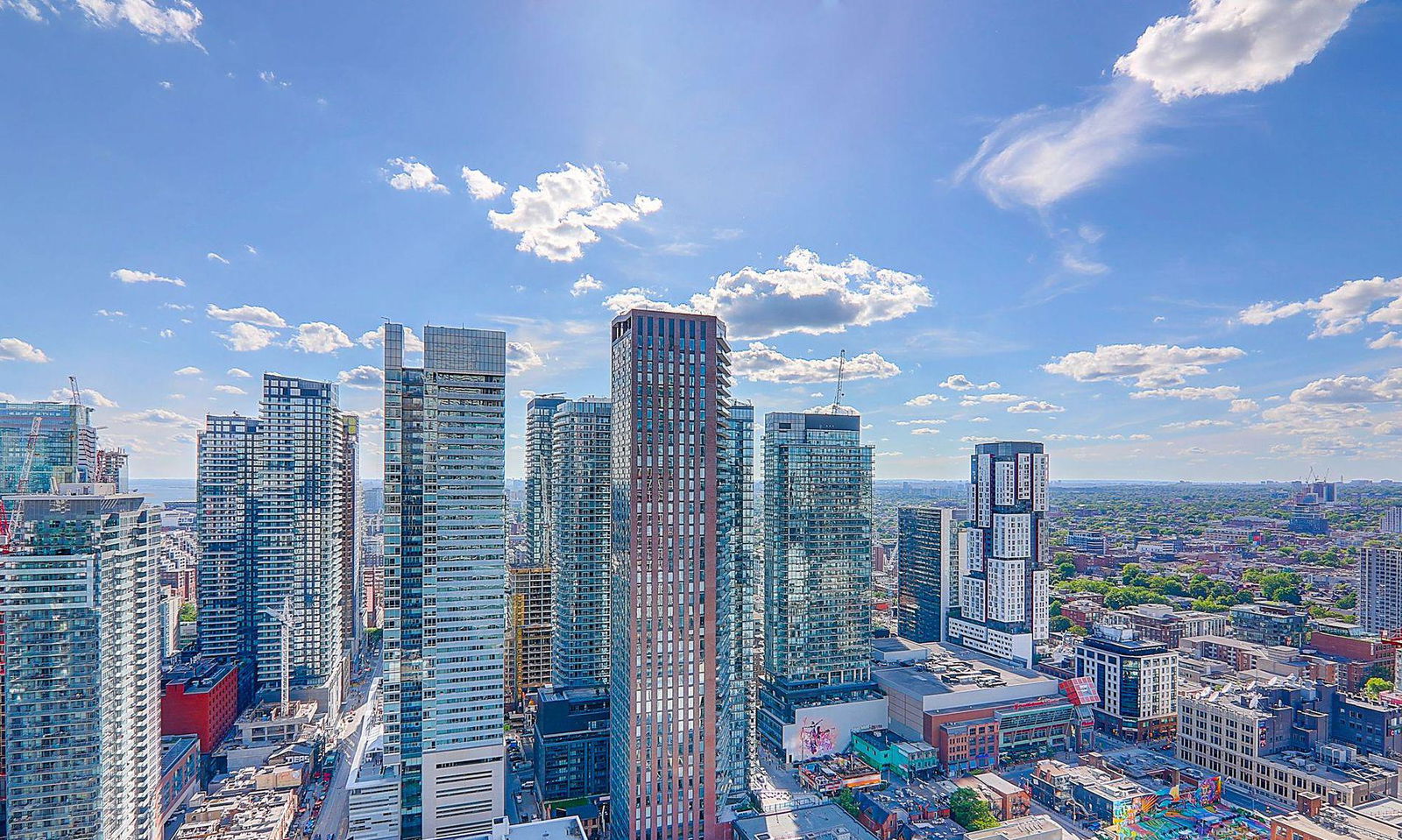 Skyline — Theatre Park, Downtown, Toronto