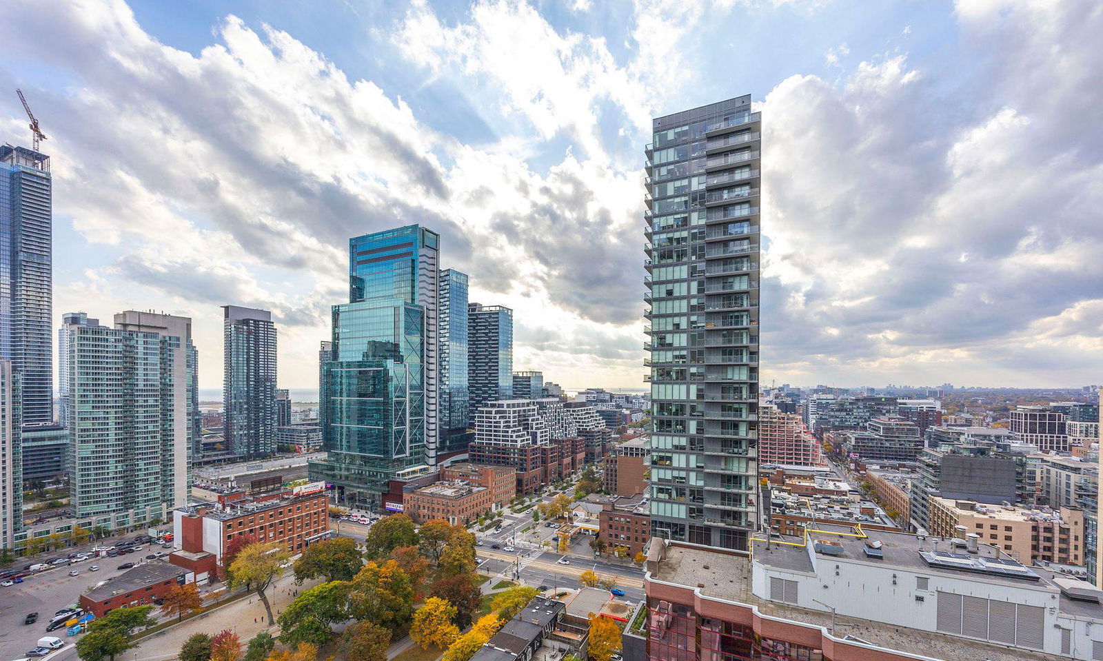 Skyline — M5V Condos, Downtown, Toronto