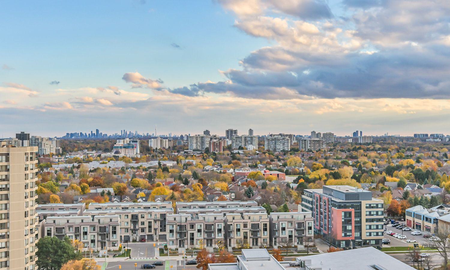 Skyline — Promenade Park Towers Building A, Vaughan, Toronto