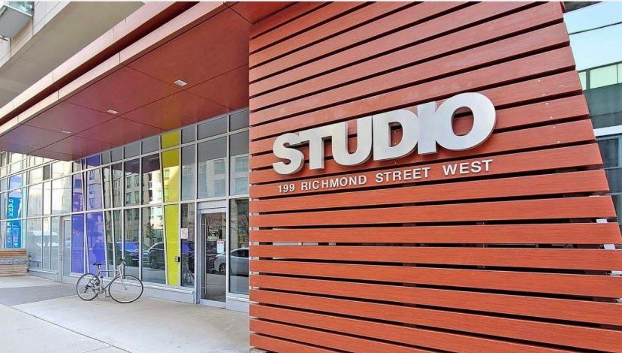 Entrance — Studio on Richmond, Downtown, Toronto