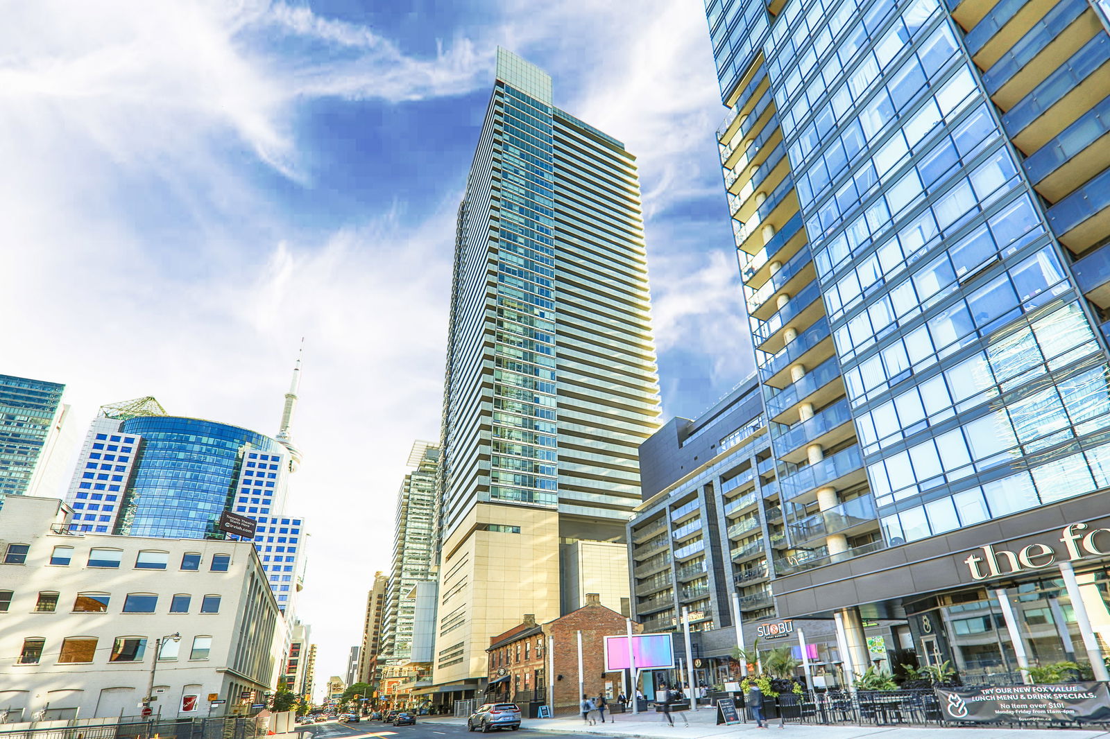 Exterior — Festival Tower, Downtown, Toronto