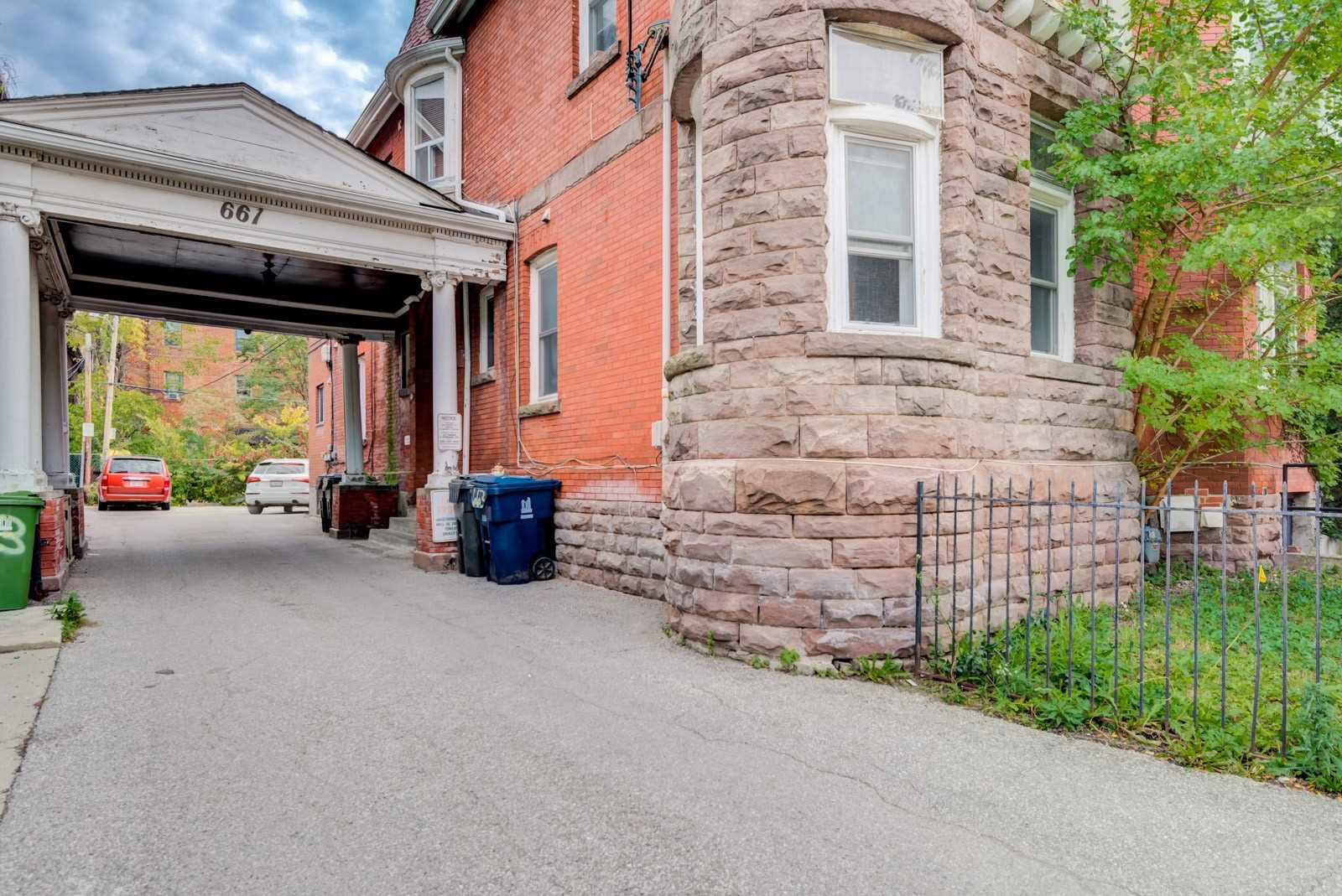 Entrance — Annex Flats, Downtown, Toronto