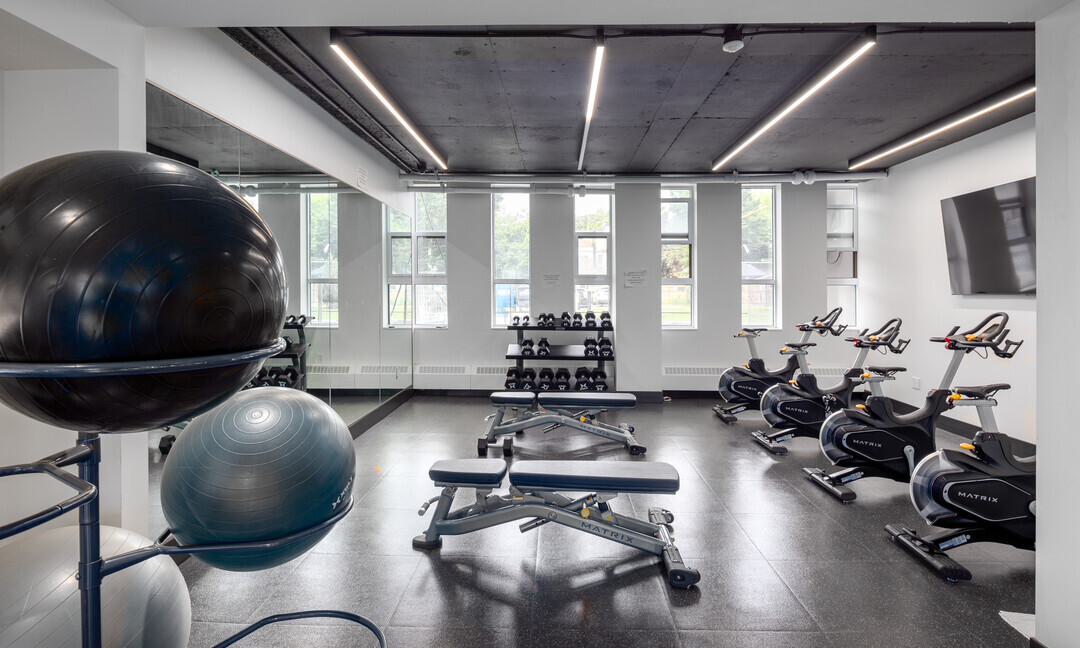 Gym — Sussex Square, Downtown, Toronto