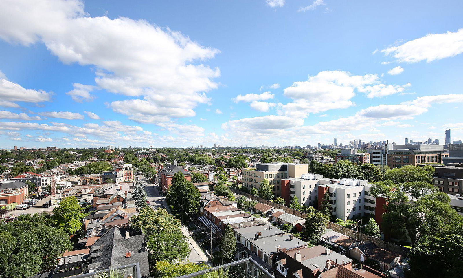 Skyline — Art Condos, West End, Toronto