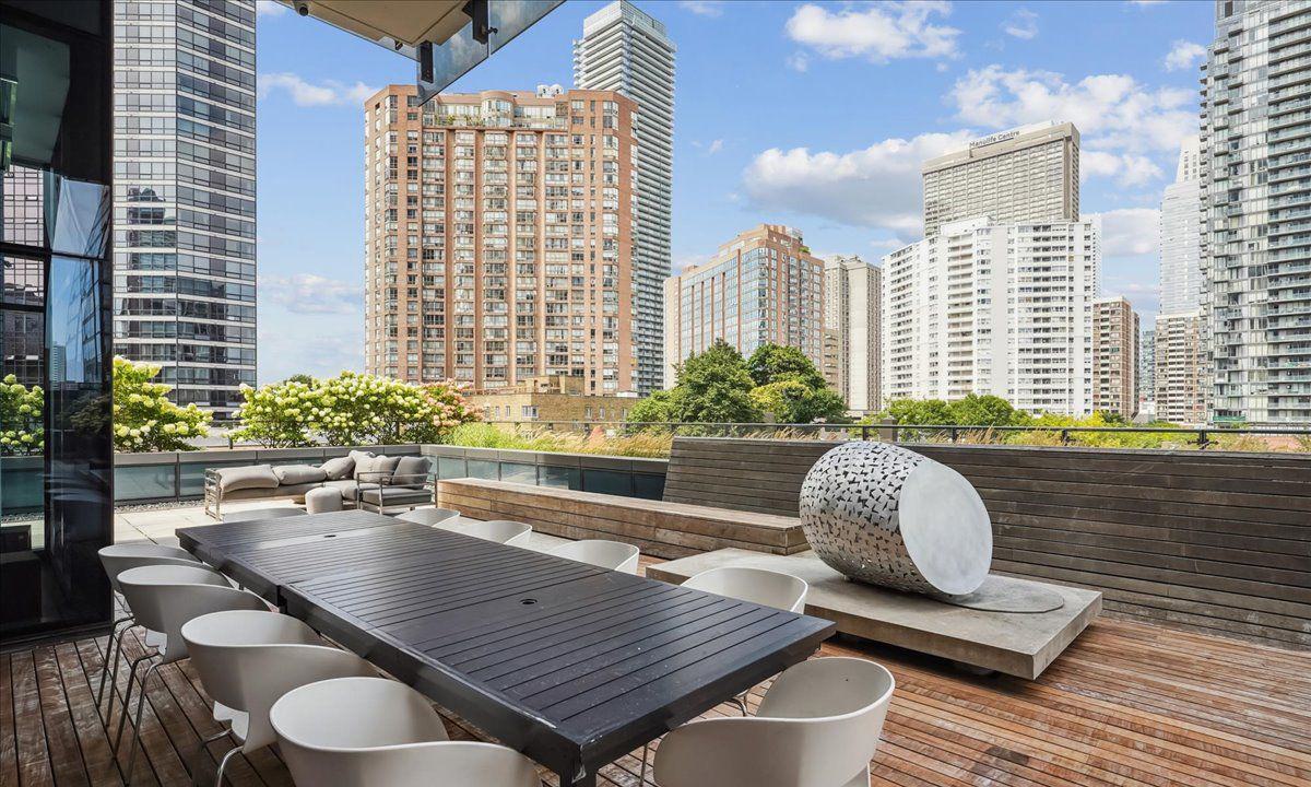 Rooftop Deck — Five Condos, Downtown, Toronto