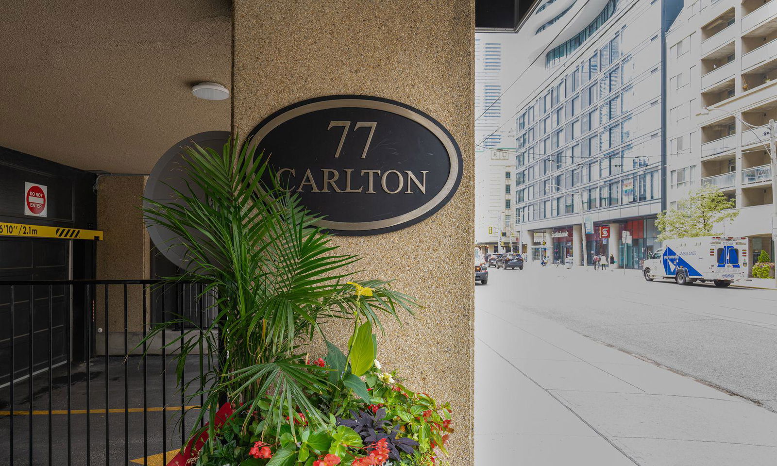 77 Carlton Street, Downtown, Toronto