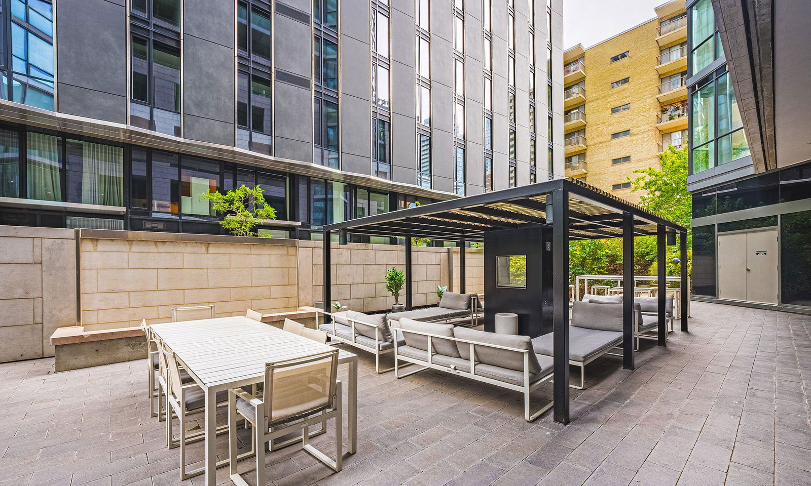 Rooftop Deck — Chaz Yorkville, Downtown, Toronto