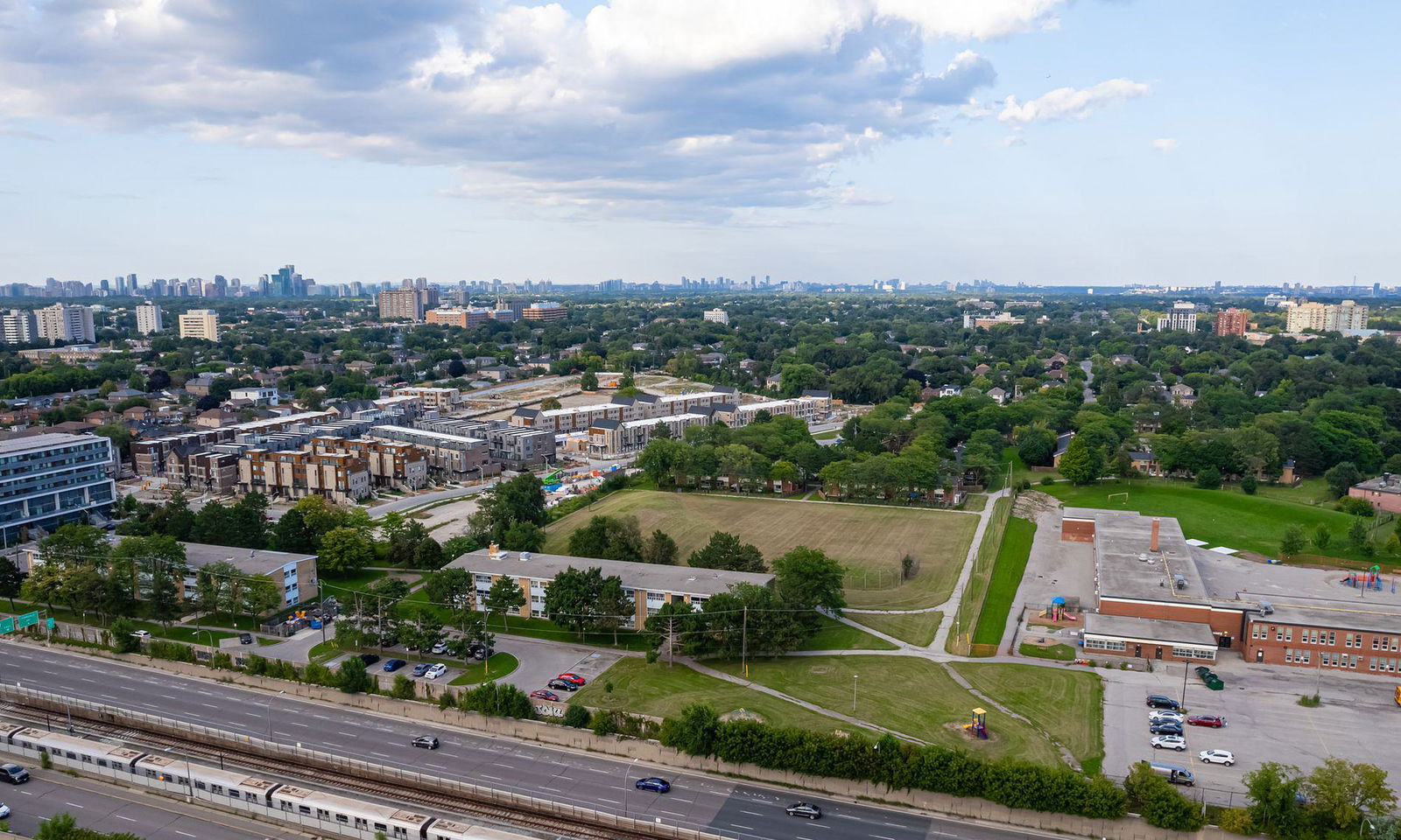 Skyline — Context Developments, North York, Toronto