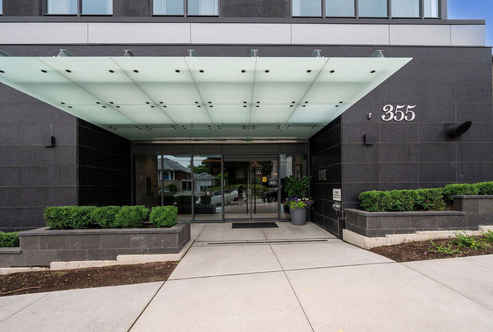 Entrance — Avenue & Park Condos, North York, Toronto