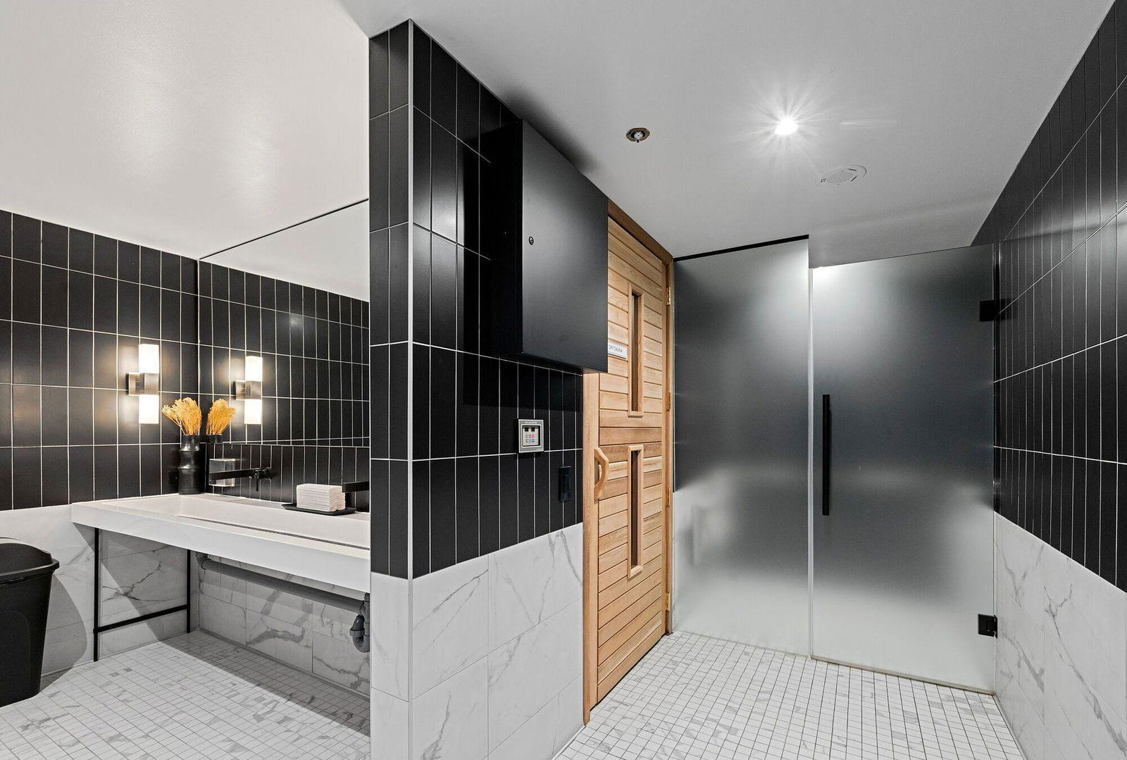 Sauna — Avenue & Park Condos, North York, Toronto