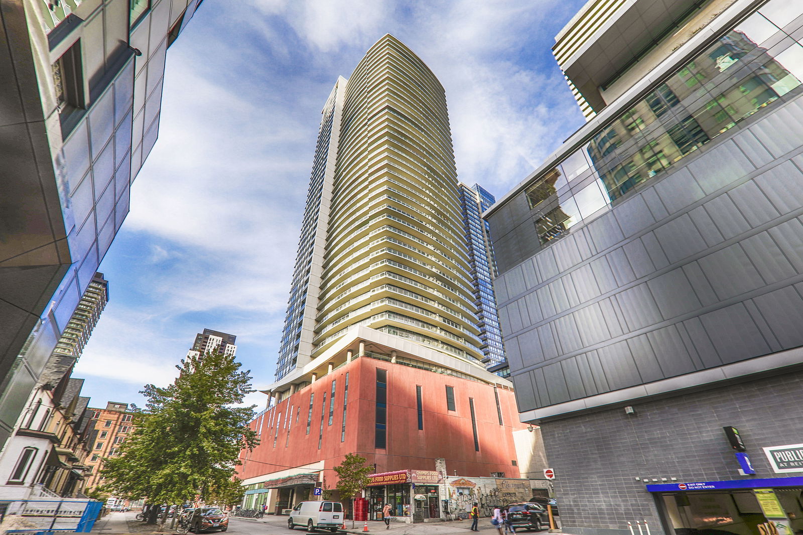 Exterior — Cinema Tower, Downtown, Toronto